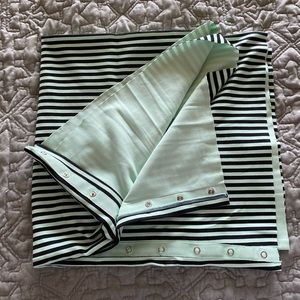 Lululemon Vinyasa scarf/wrap